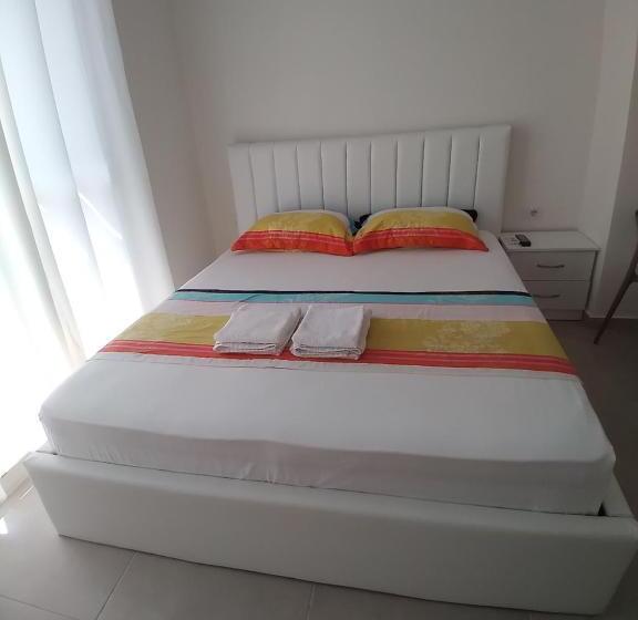 פנסיון Villa Arli&eris