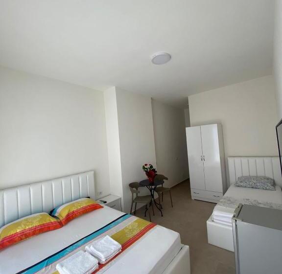 פנסיון Villa Arli&eris