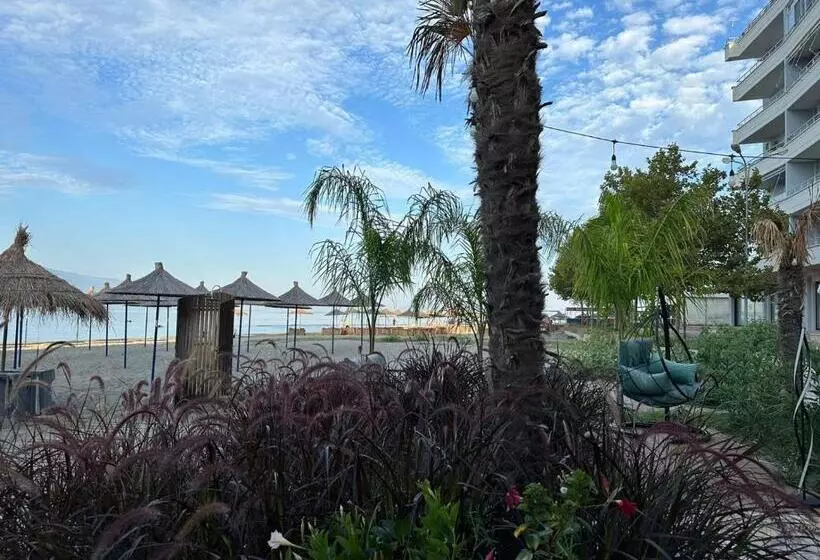 پانسیون Villa Arli&eris