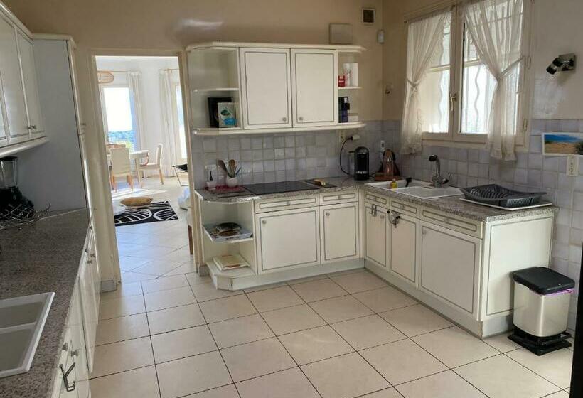 Superbe Bastide Vue Mer 12 14 Couchages