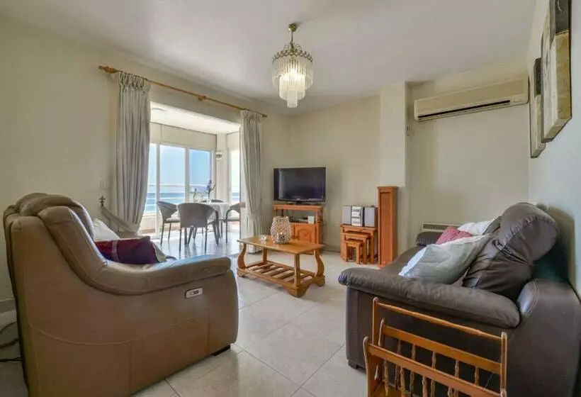 Villas Guzman   Brigitte