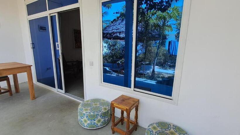 مبيت وإفطار Karibu House