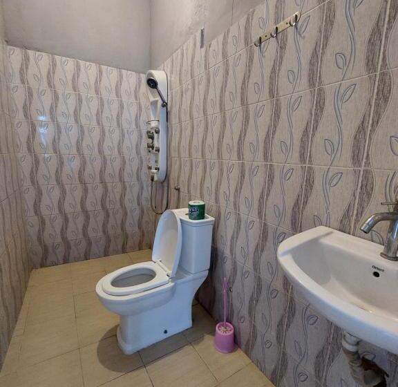 مبيت وإفطار Karibu House