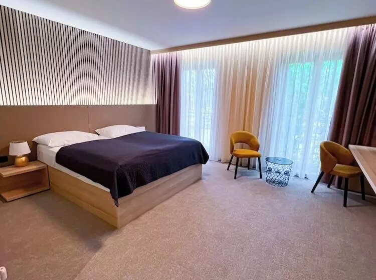 تختخواب و صبحانه Sea Resort Marina Portoroz