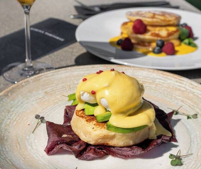 تختخواب و صبحانه Sea Resort Marina Portoroz