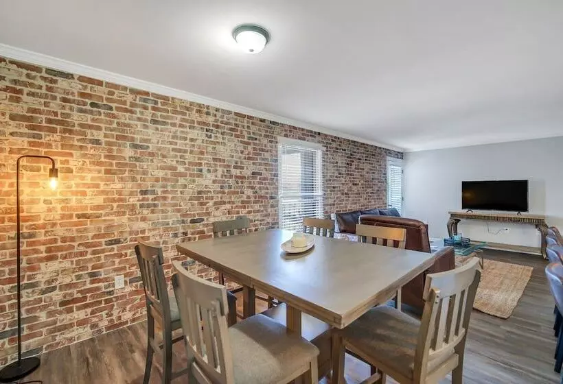 Eagle S Nest   Spacious Loft Downtown   Near Gsu