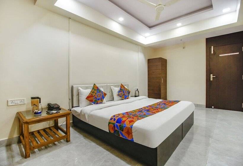 Fabhotel Sanskar