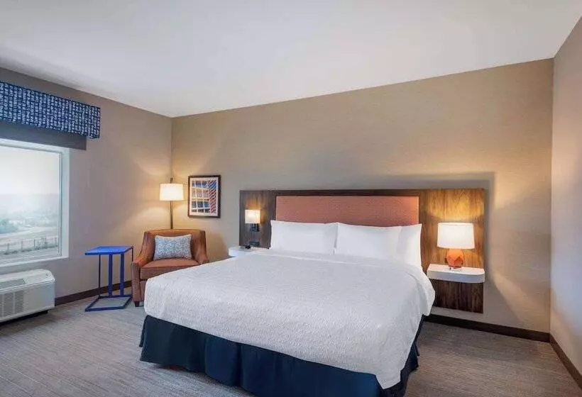 Hotelli Hampton Inn Kansas City Southeast, Mo