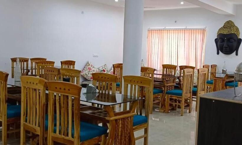 Hotel Ladakh Kingdom, Leh