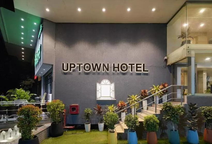 ホテル Uptown