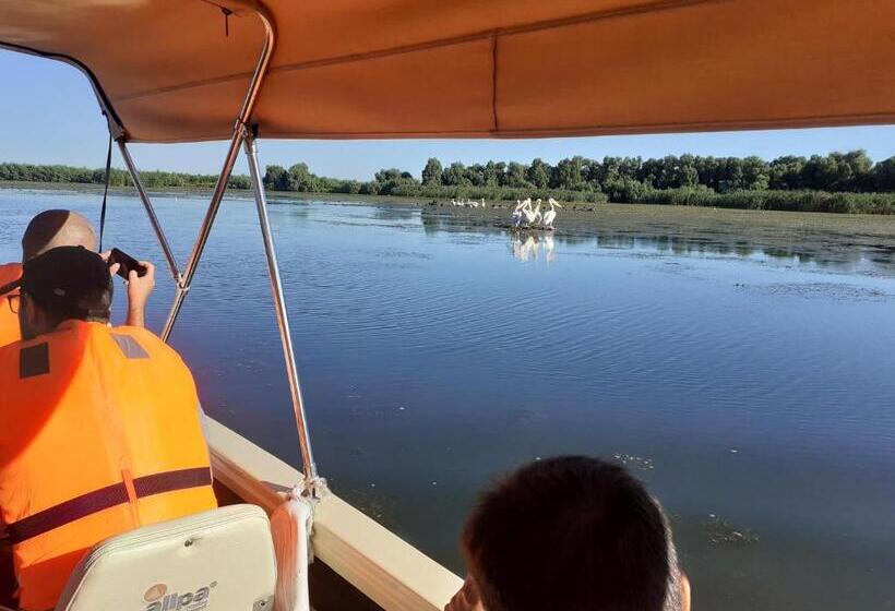 Пансион Casa De La Ghiol