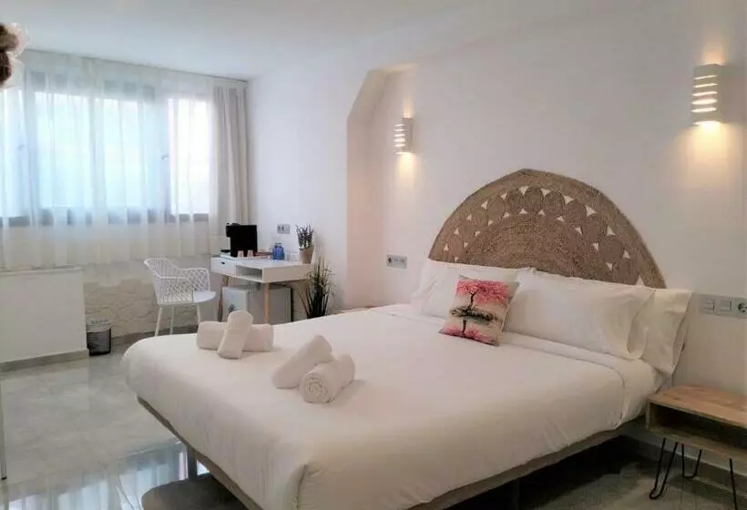 ペンション Hostal Aires Del Mar