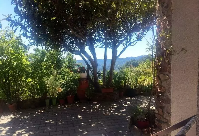 Majatalo Les Jardins D Arbousse