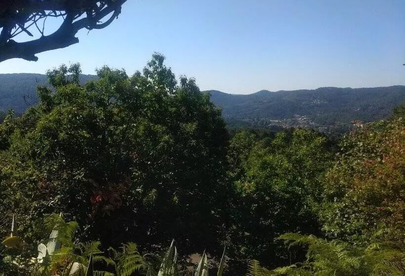 Majatalo Les Jardins D Arbousse