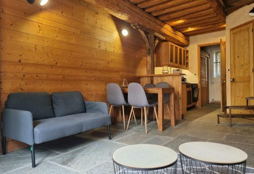 The Ombelles Triplex #dm