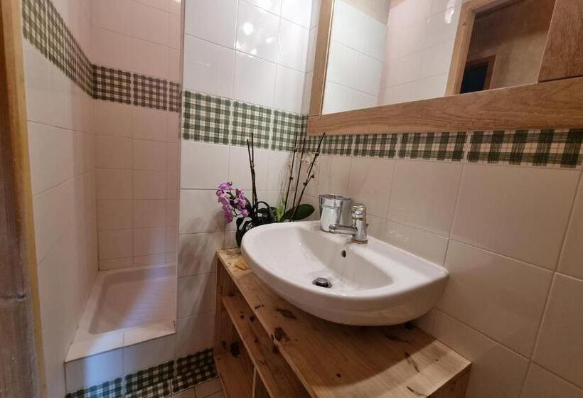 The Ombelles Triplex #dm