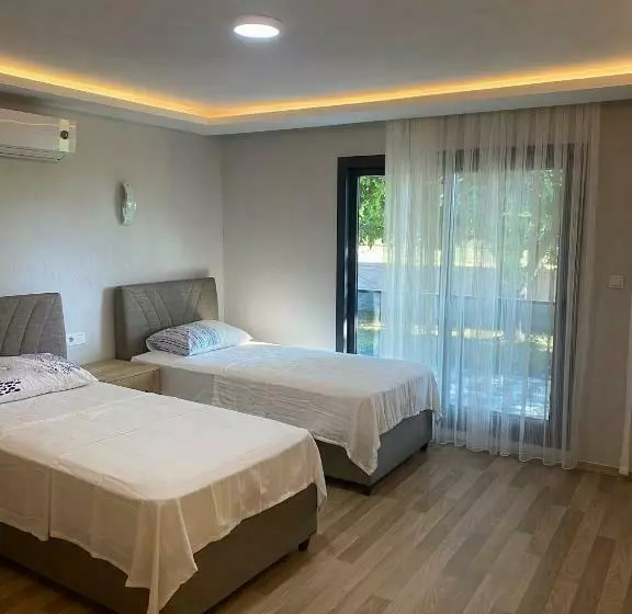 Villa çınar