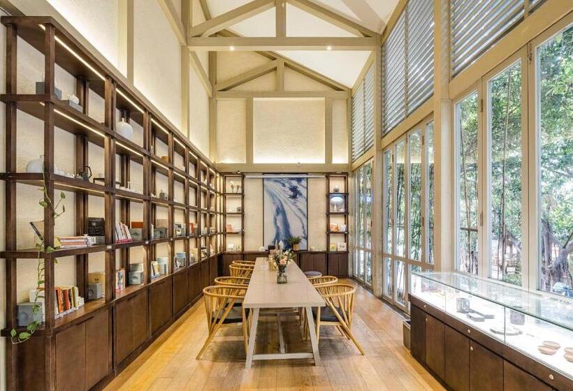 Atour Hotel Hailian Fuzhou