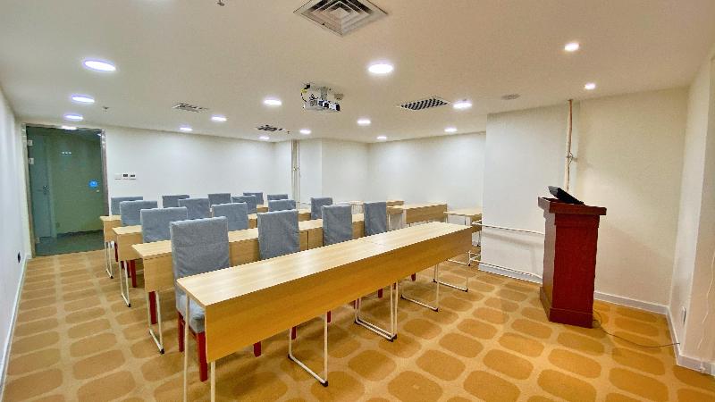 Hotel Hanting Harbin Railway Station Square