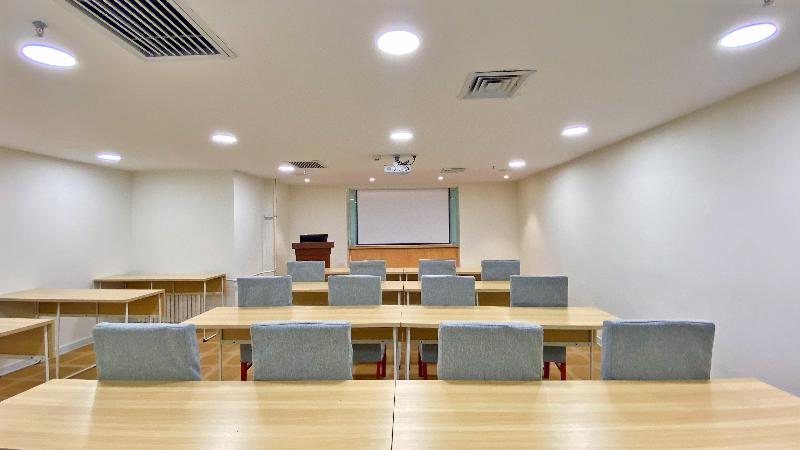 Hotel Hanting Harbin Railway Station Square