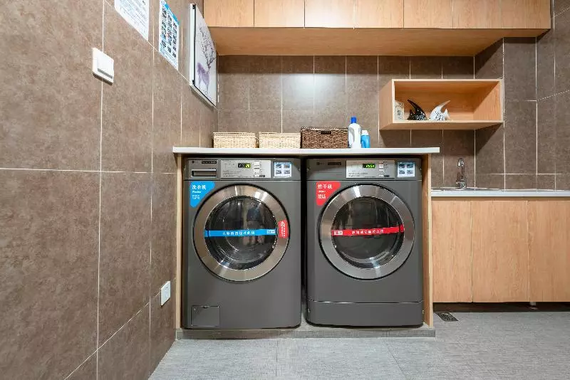 Отель Hanting  Zhengzhou Erqi Square