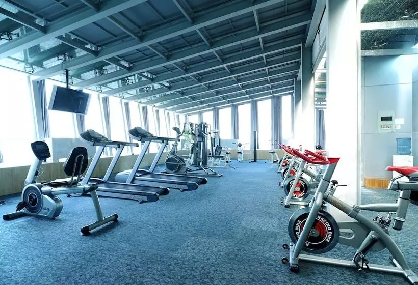 Отель Sovereign