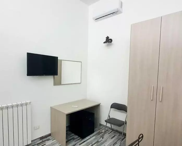 Aamiaismajoitus (B&B) Re Artu