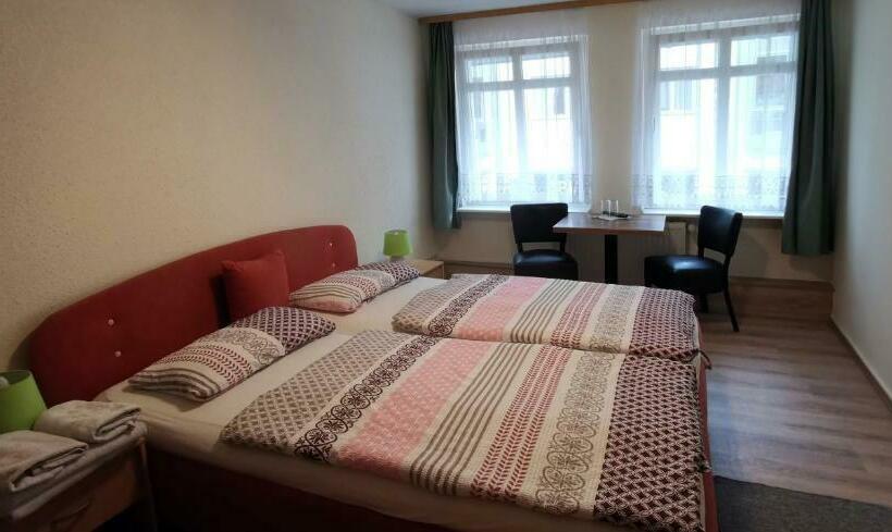 膳宿费 Das Sofa Restaurant Hotel Spätkauf