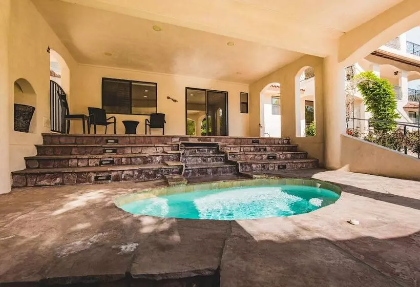 De Luz By Avantstay 5 Acre Estate W Lake Pool Hot Tub