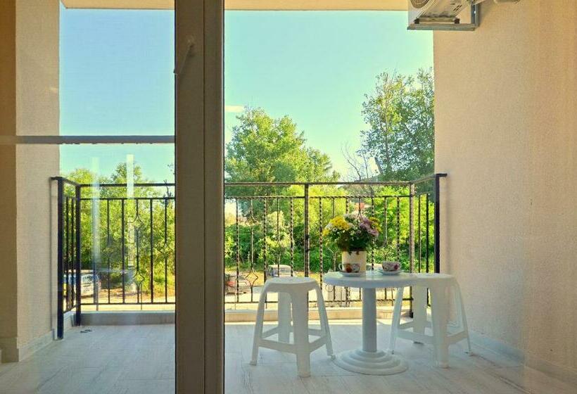 Di Mare Holiday Apartments