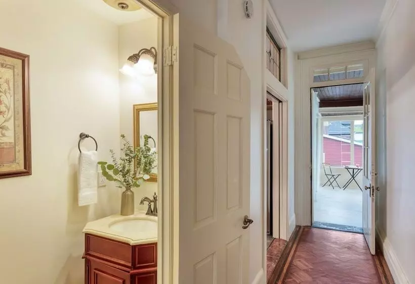 Elliot By Avantstay Historic Character Home In Great Location!