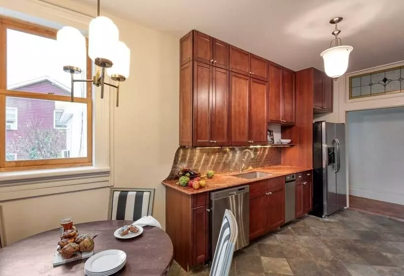 Elliot By Avantstay Historic Character Home In Great Location!