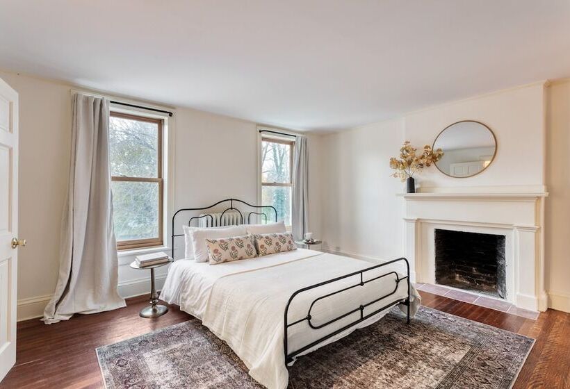 Elliot By Avantstay Historic Character Home In Great Location!