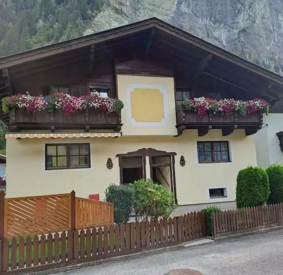 Ferienwohnung Rohrmoser Mit 2 Schlafzimmern