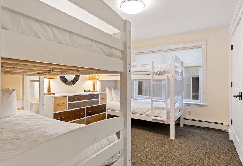 Legacy House By Avantstay Beautiful 4bdr Home In Great Location W Hot Tub