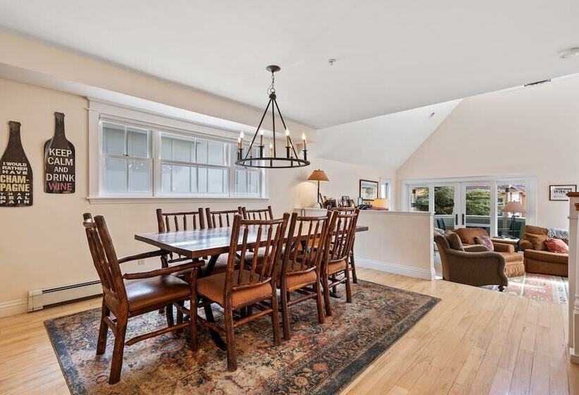 Legacy House By Avantstay Beautiful 4bdr Home In Great Location W Hot Tub