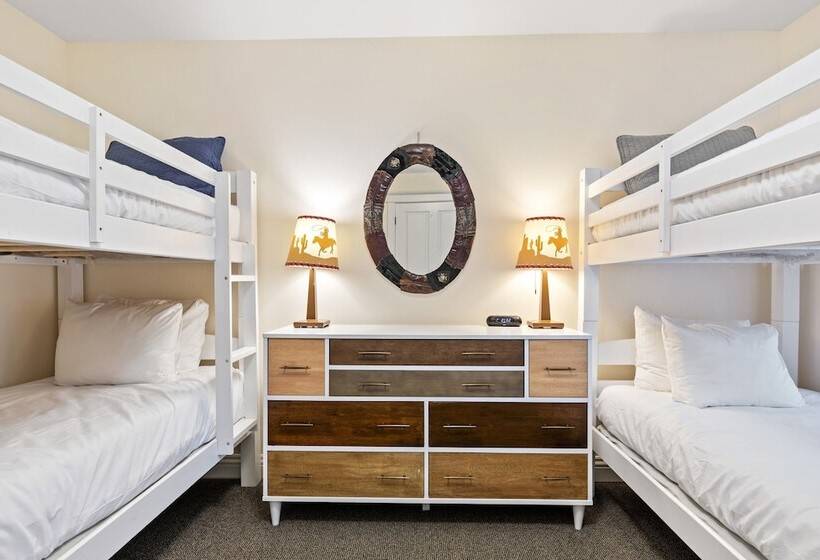 Legacy House By Avantstay Beautiful 4bdr Home In Great Location W Hot Tub