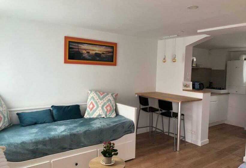 Maisonnette Nous Tous à Saint Marc Sur Mer