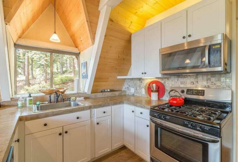 Mountaineer By Avantstay Classic A Frame W A Great View Access To Lake Tahoe Park Association