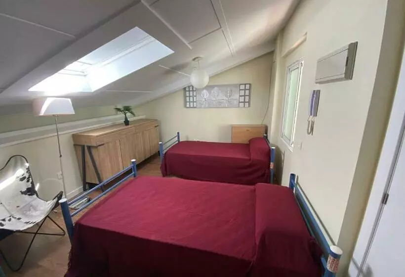 هاستل Casa Letran Guesthouse