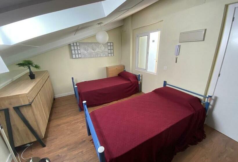 هاستل Casa Letran Guesthouse