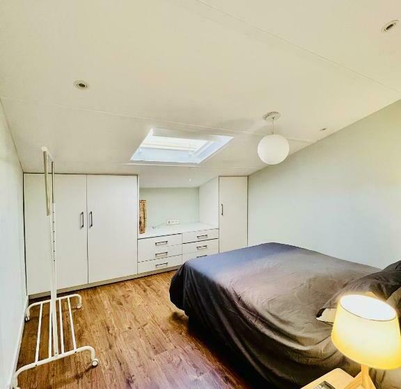 هاستل Casa Letran Guesthouse