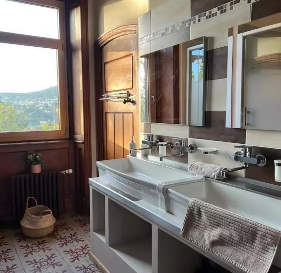 Aamiaismajoitus (B&B) O Cottage Jardin