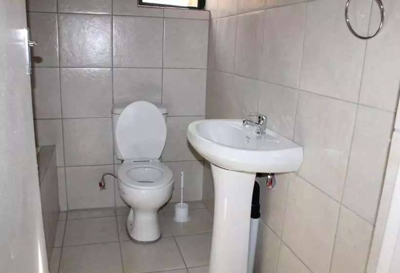 ベッドアンドブレックファースト Unit G Guest House