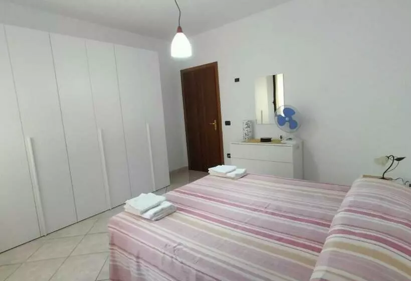 Casa Vacanza Laccata Con Posto Auto Gratuito