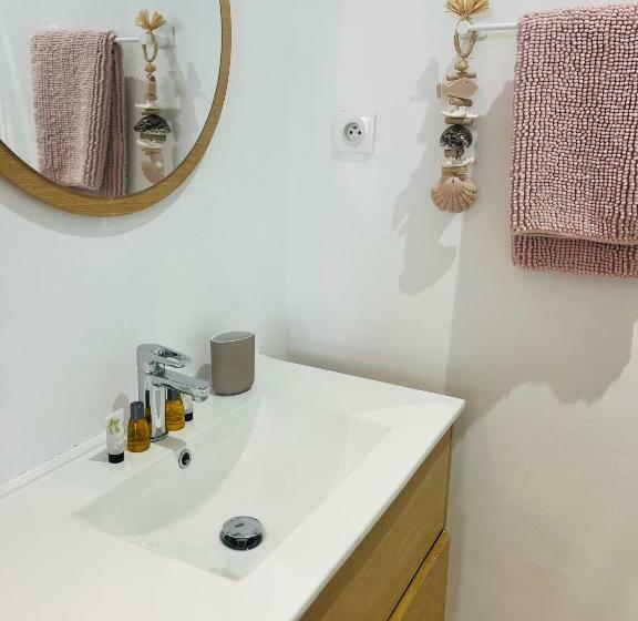 Cassis, Charmant Appart En Face De La Plage