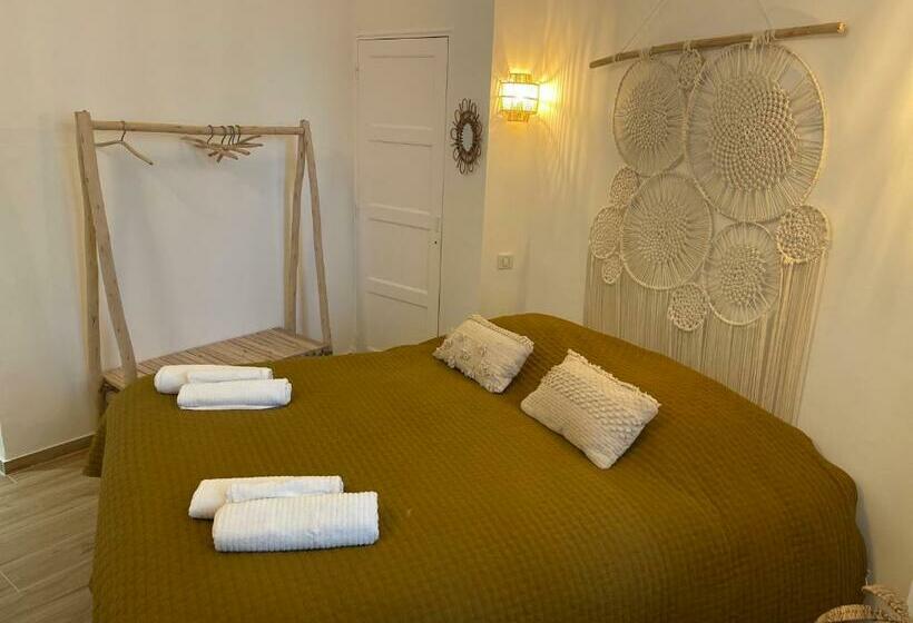 Cassis, Charmant Appart En Face De La Plage