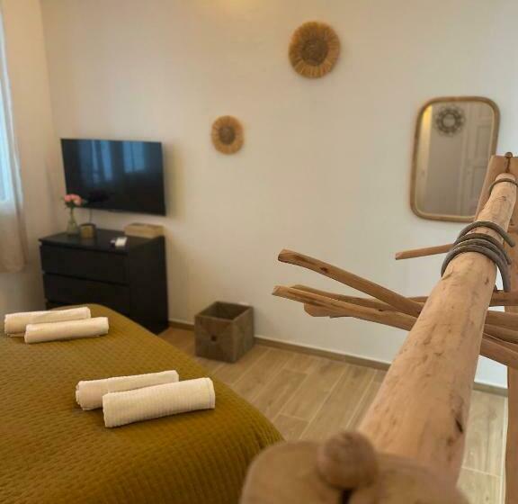 Cassis, Charmant Appart En Face De La Plage