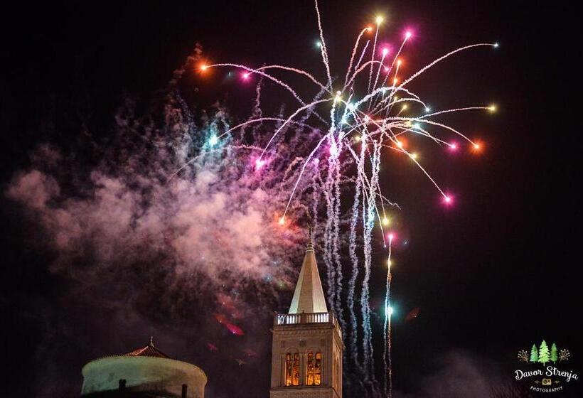 فندق فئة نجمة واحدة Neva Room With Private Bathroom