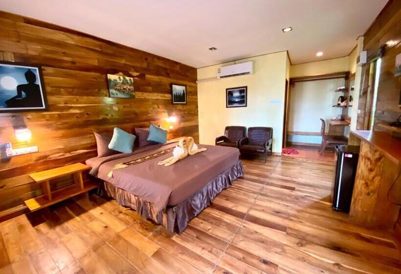 فندق Coconut Lanta Resort @klong Dow Beach